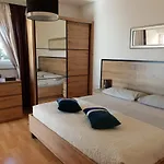 Apartment By The Sea Mandre, Pag - 6386 *