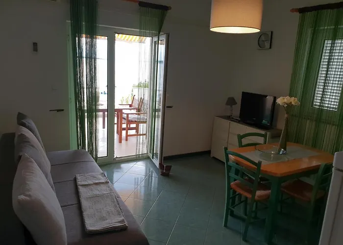 By The Sea Mandre, Pag - 6386 شقة كولان
