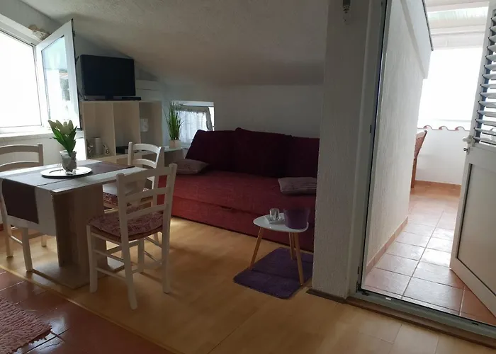 By The Sea Mandre, Pag - 6386 Apartman Kolan