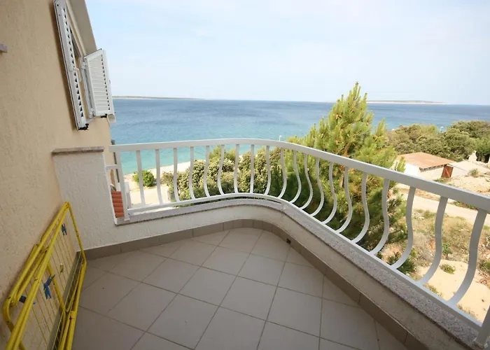 By The Sea Mandre, Pag - 6386 Apartman Kolan
