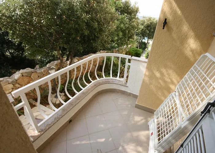 Apartman By The Sea Mandre, Pag - 6386 *
