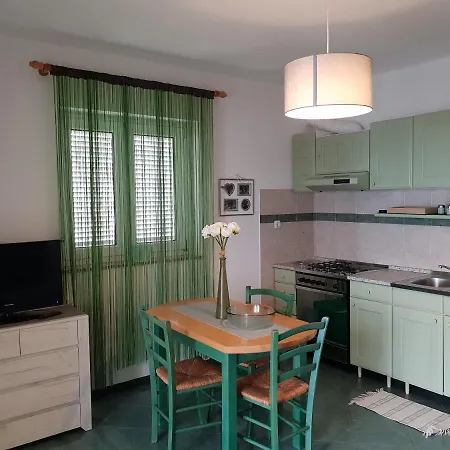 Апартаменты By The Sea Mandre, Pag - 6386 Колан