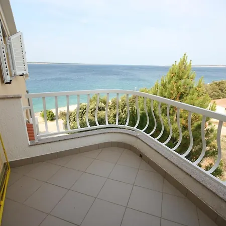 By The Sea Mandre, Pag - 6386 Апартаменты Колан